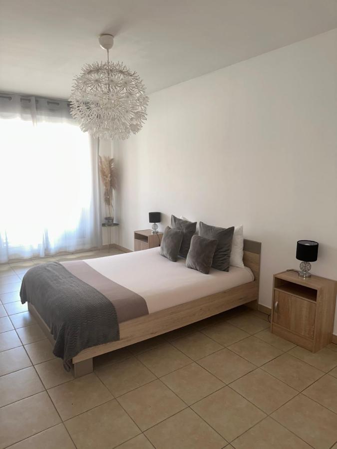 Superbe Appartement Tout Equipe Avec Parking. Marseilles Exterior foto