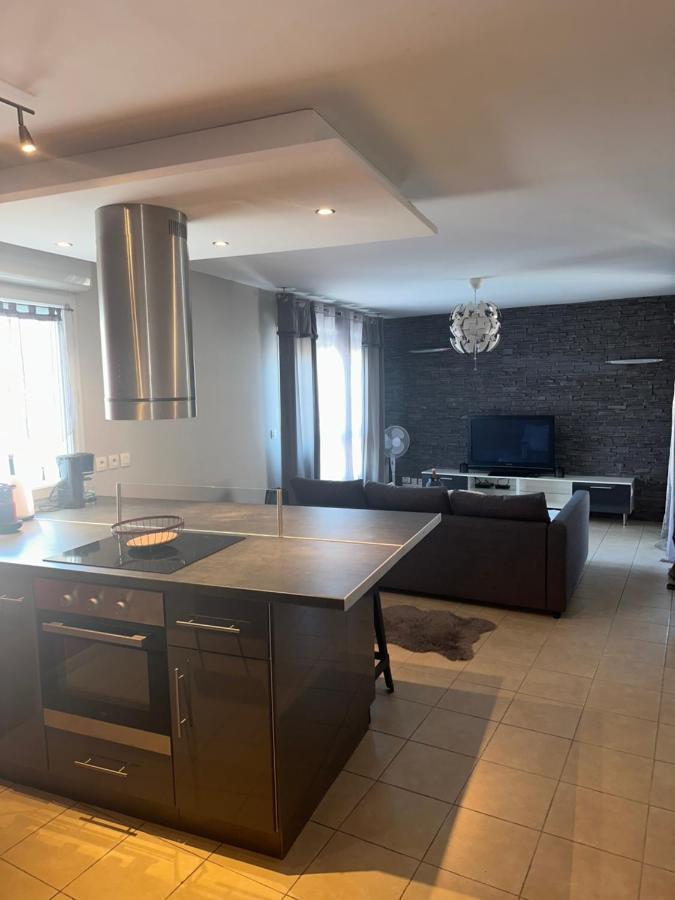 Superbe Appartement Tout Equipe Avec Parking. Marseilles Exterior foto